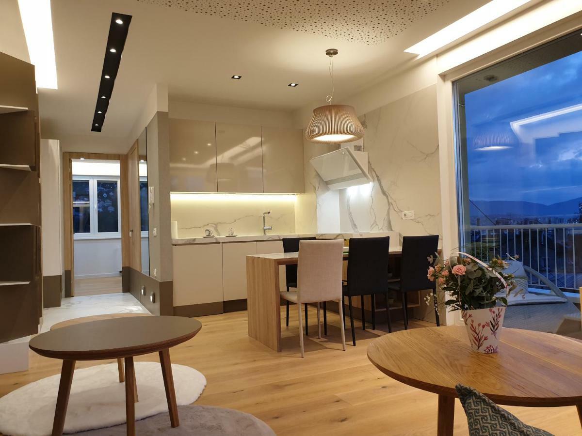 Apartment Royal Residence SJJ Buitenkant foto