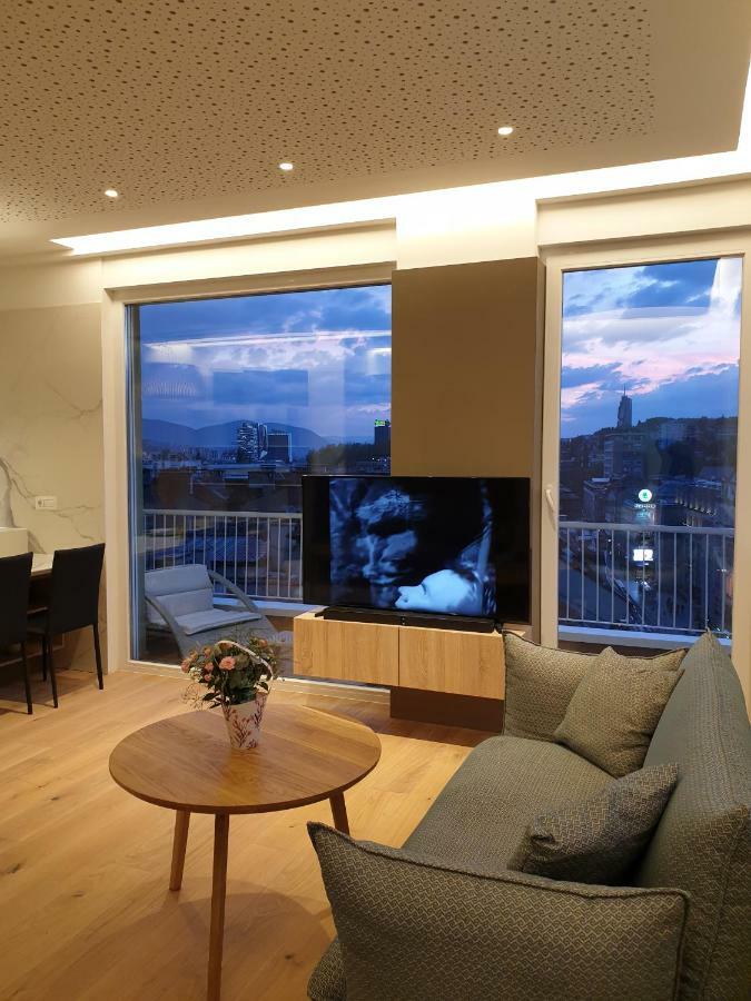 Apartment Royal Residence SJJ Buitenkant foto