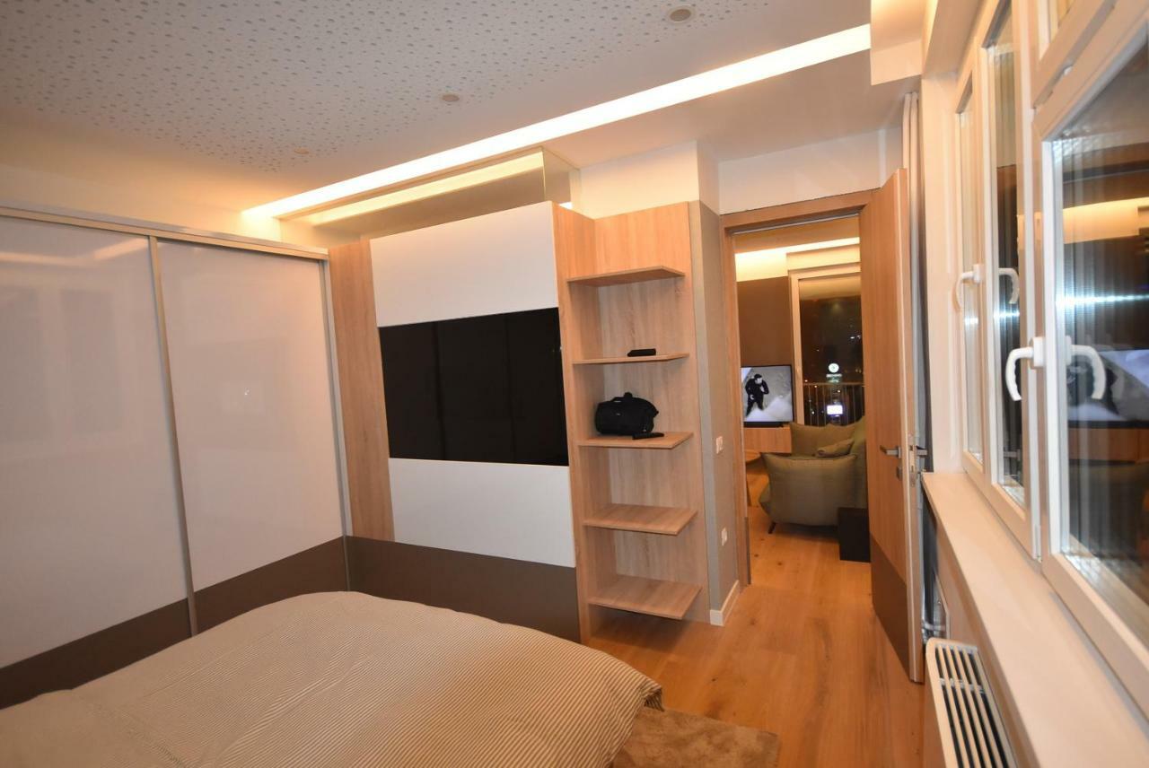 Apartment Royal Residence SJJ Buitenkant foto